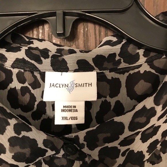 NWOT Jaclyn Smith Animal Print Light Blouse-XXL - Picture 2 of 4